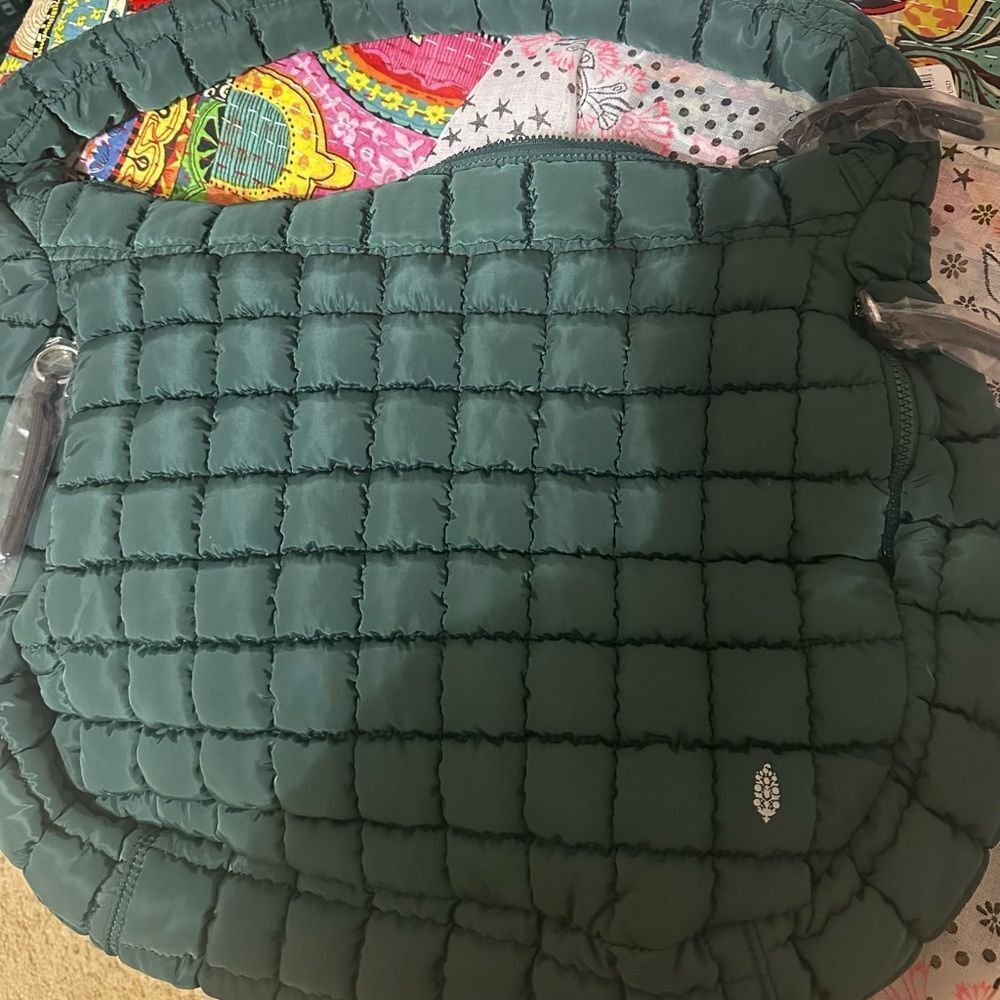 NWT Free People Quilted Carryall Bag + Quilted Micro Pouch + Shopping Bag - Picture 4 of 8